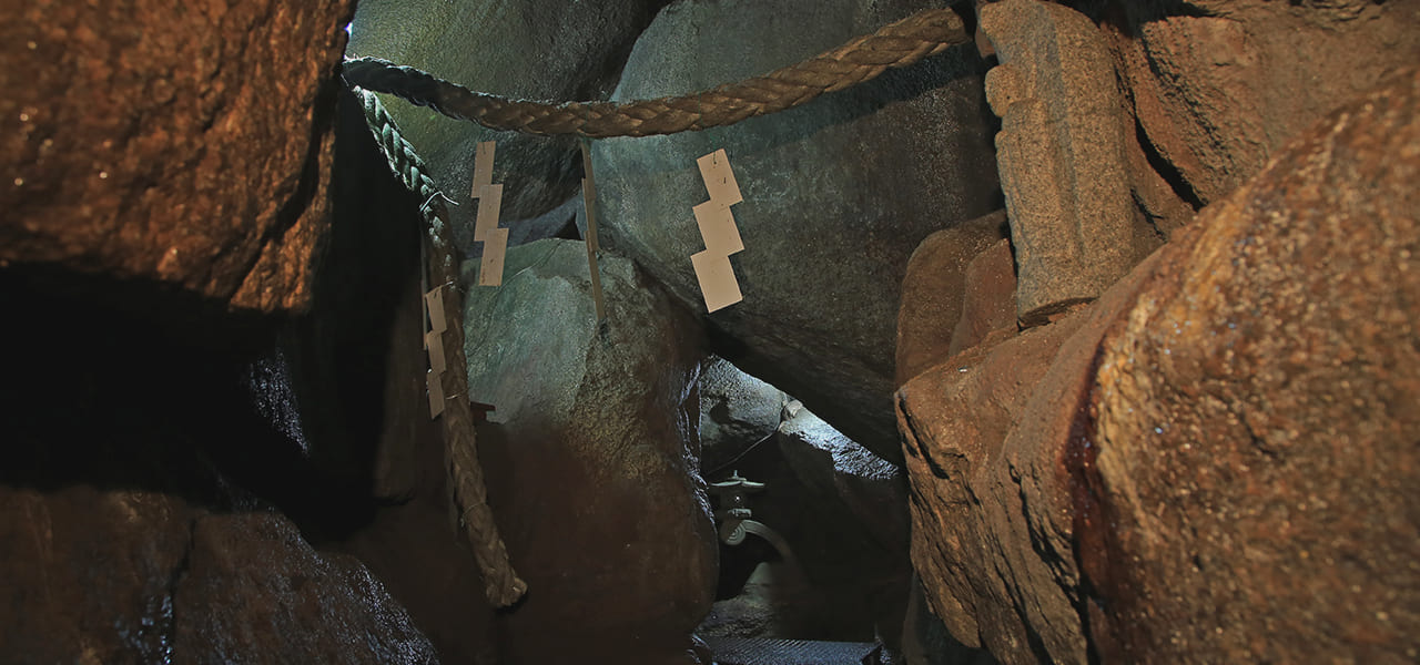 洞窟について